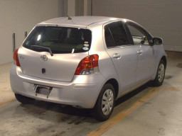 2009 Toyota Vitz