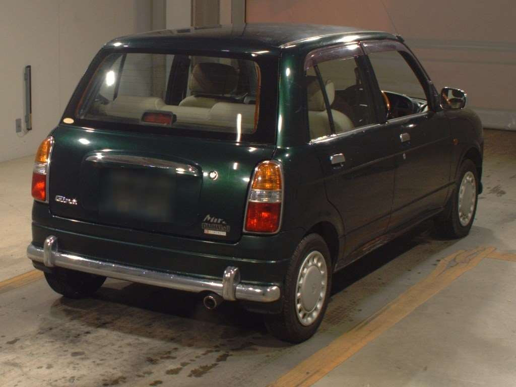 2001 Daihatsu Miragino L700S[1]