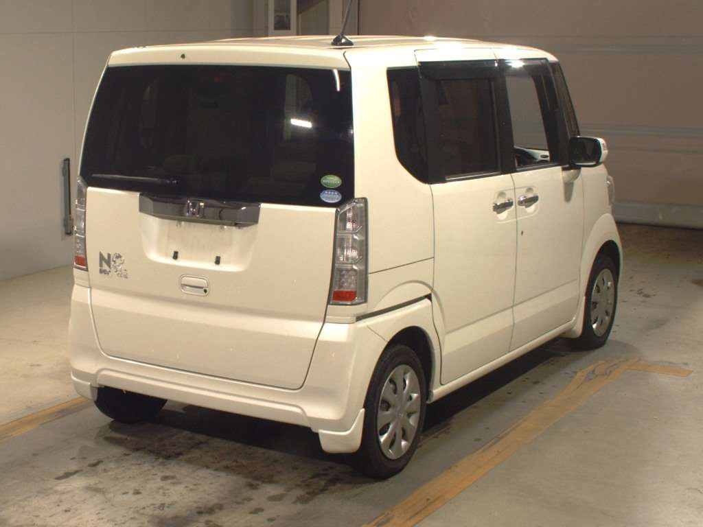 2015 Honda N-BOX JF1[1]