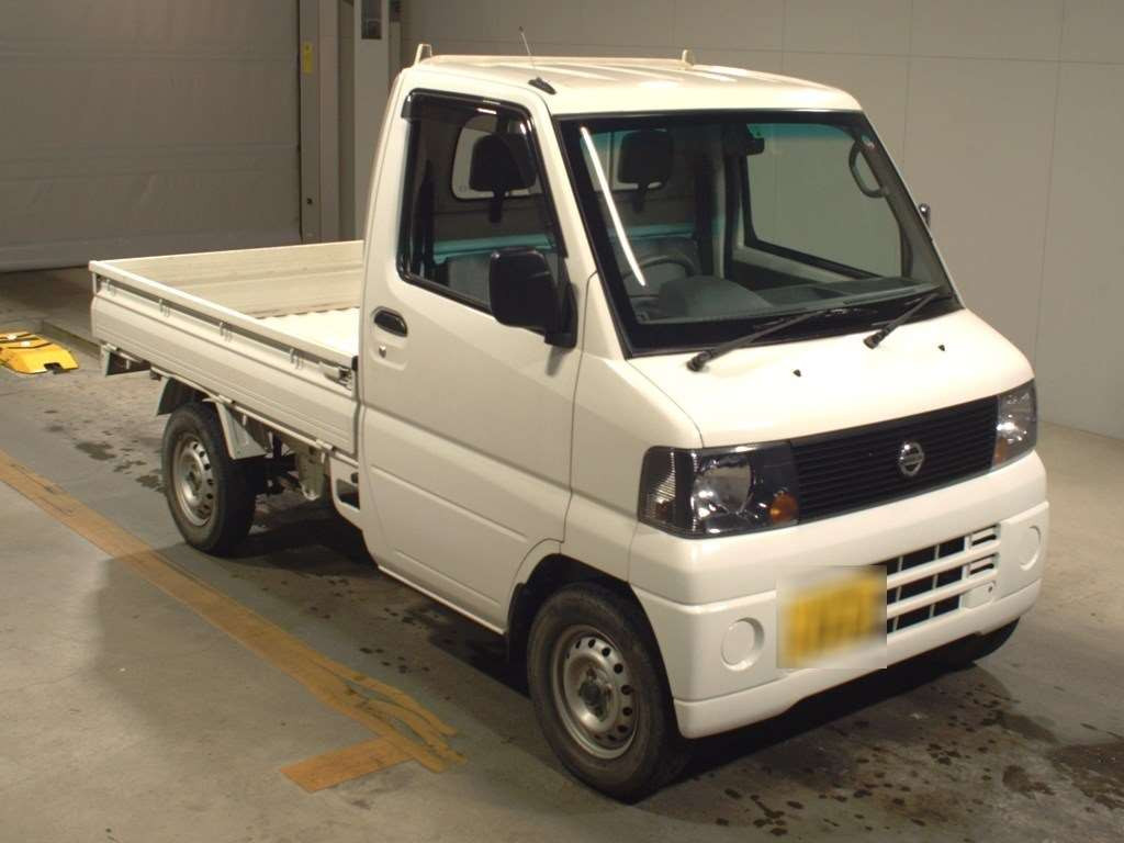 2005 Nissan Clipper Truck U72T[2]