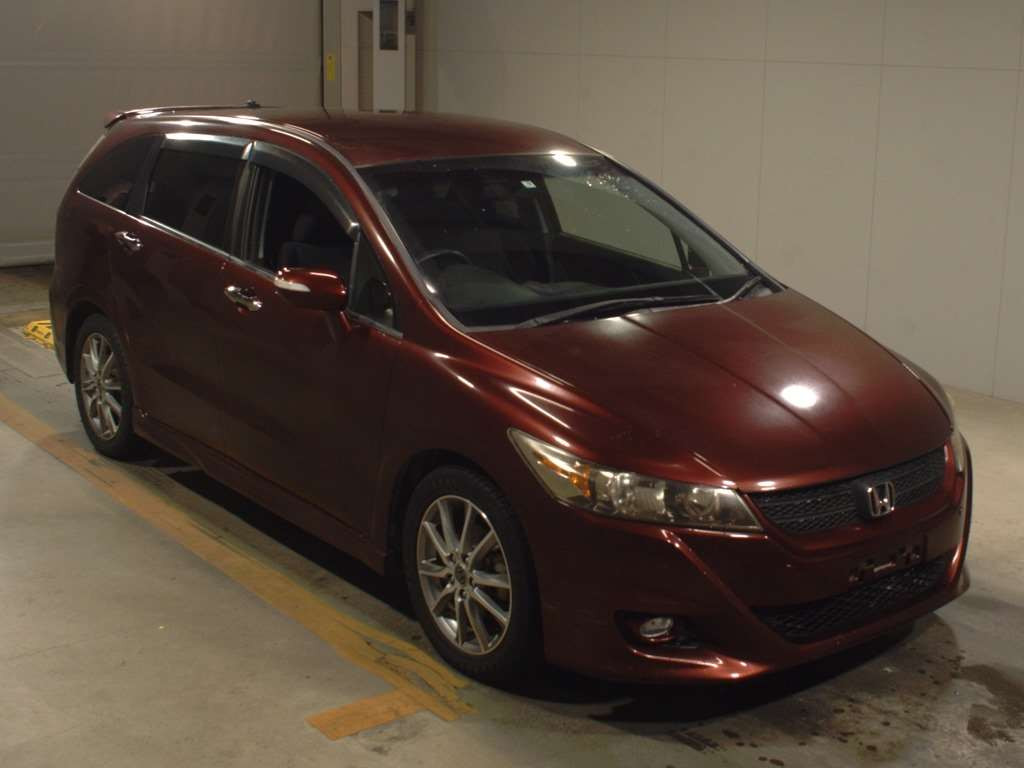 2013 Honda Stream RN6[2]