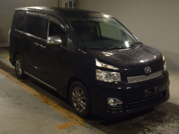 2011 Toyota Voxy