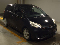 2011 Toyota Ractis