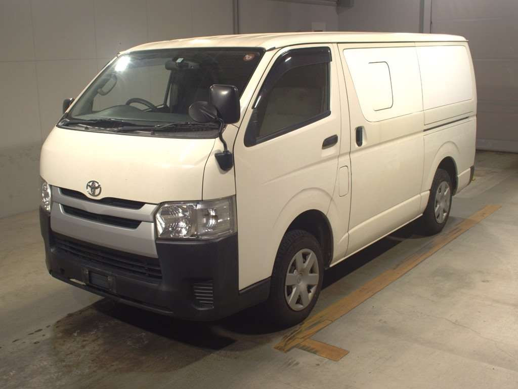 2017 Toyota Hiace Van KDH201V[0]