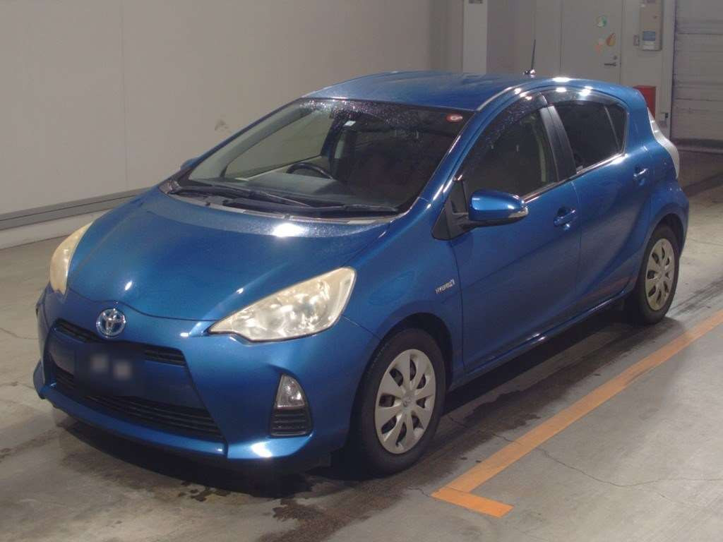 2012 Toyota Aqua NHP10[0]