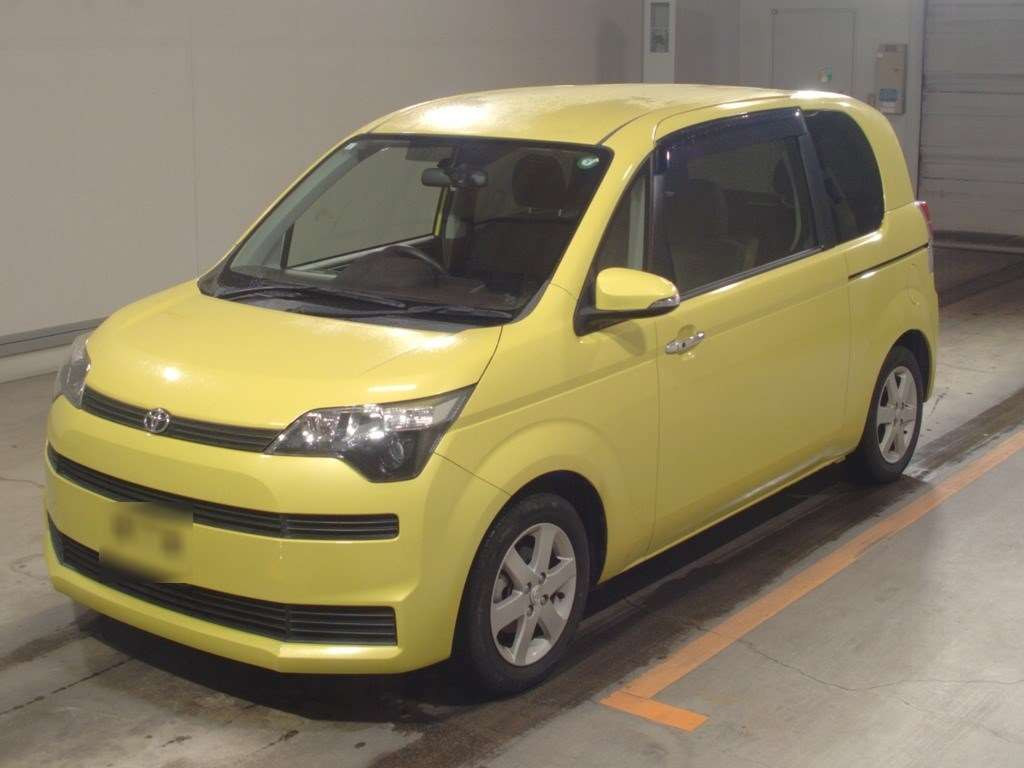 2015 Toyota Spade NCP141[0]