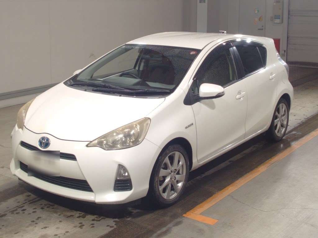 2012 Toyota Aqua NHP10[0]