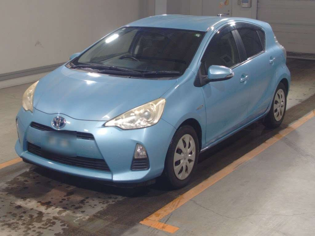 2012 Toyota Aqua NHP10[0]