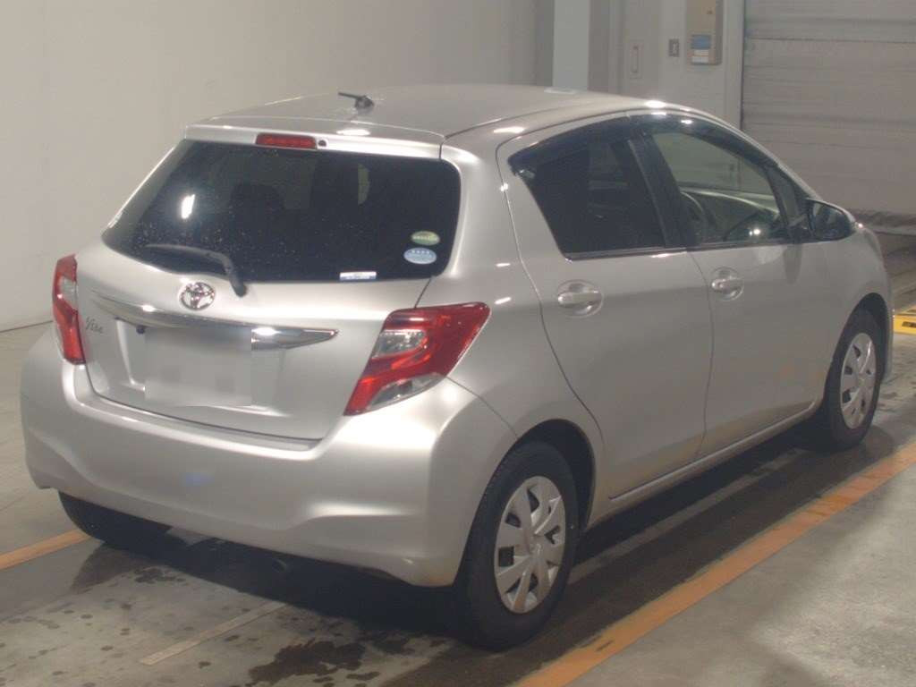 2016 Toyota Vitz NSP130[1]