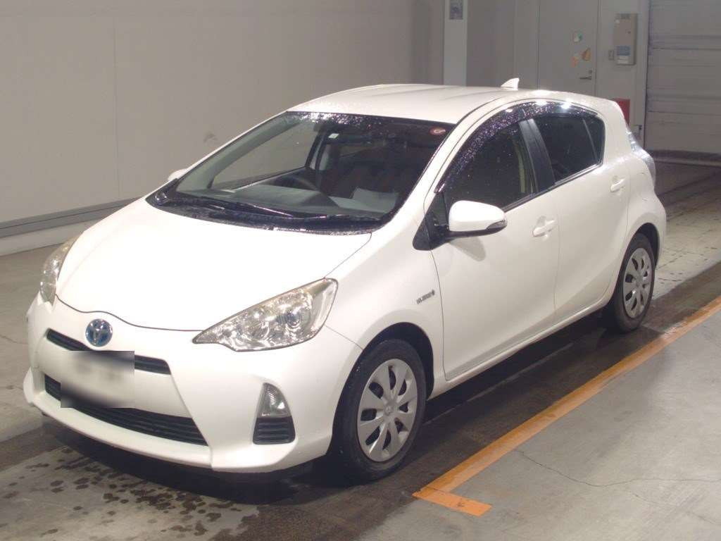 2014 Toyota Aqua NHP10[0]