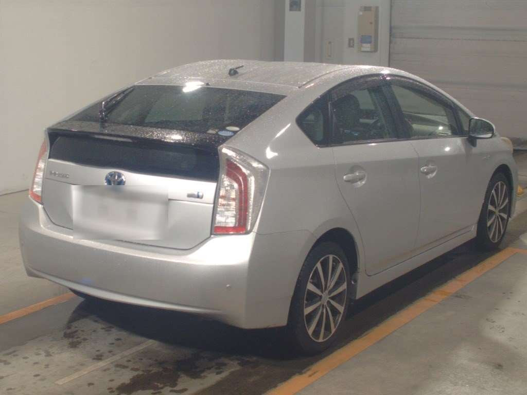 2012 Toyota Prius ZVW30[1]