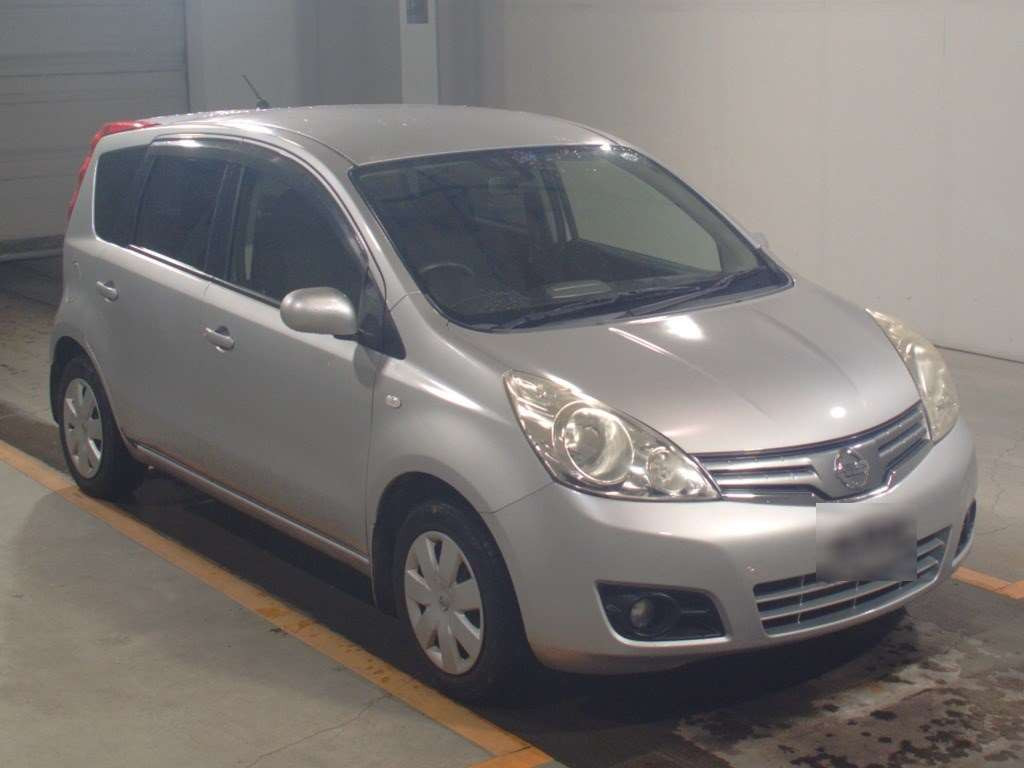 2011 Nissan Note E11[2]