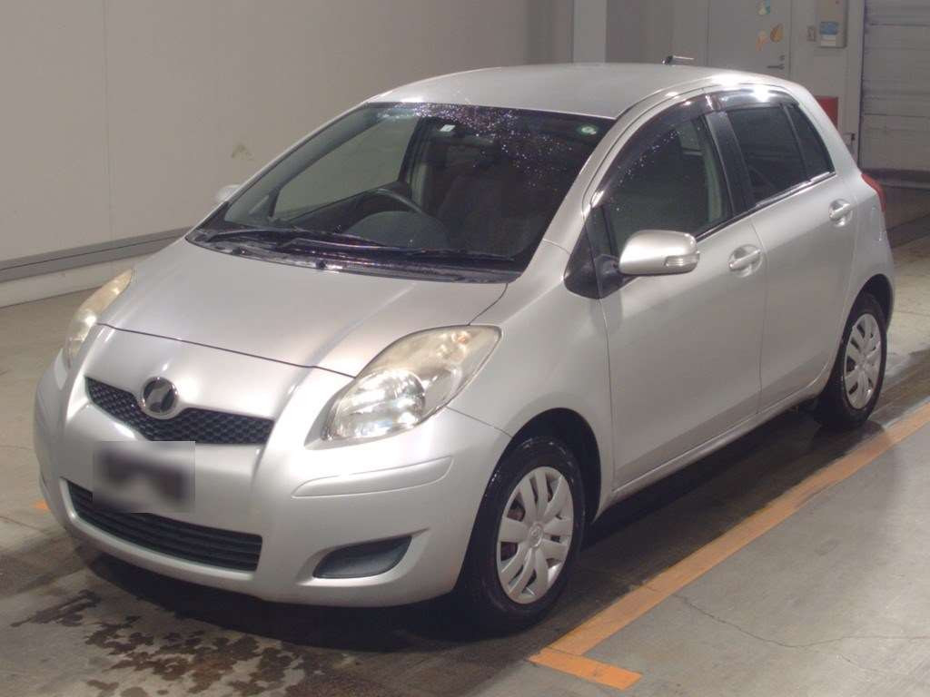 2010 Toyota Vitz SCP90[0]