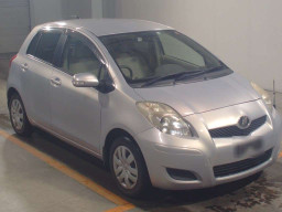 2010 Toyota Vitz