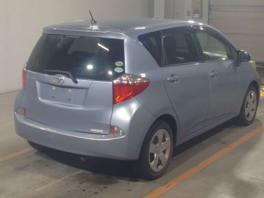 2013 Toyota Ractis NCP120[1]