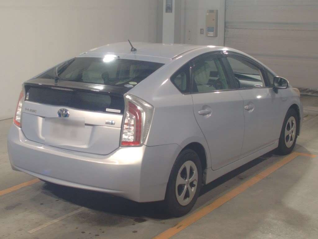 2012 Toyota Prius ZVW30[1]