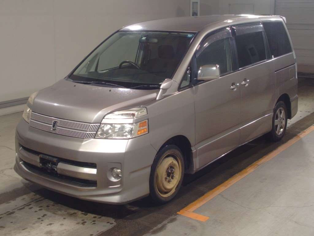 2005 Toyota Voxy AZR60G[0]