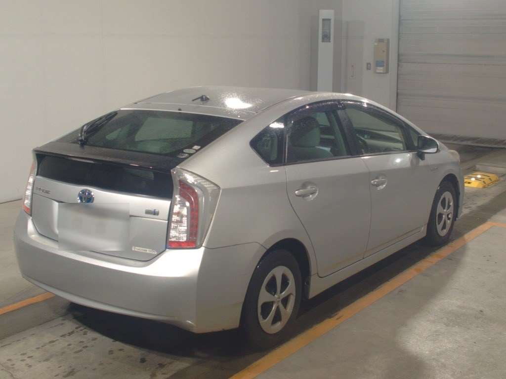 2012 Toyota Prius ZVW30[1]