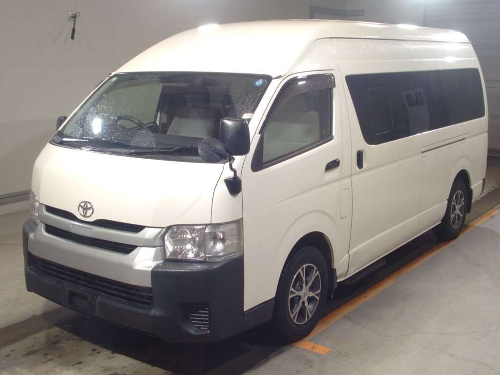 2019 Toyota Hiace Commuter GDH223B[0]