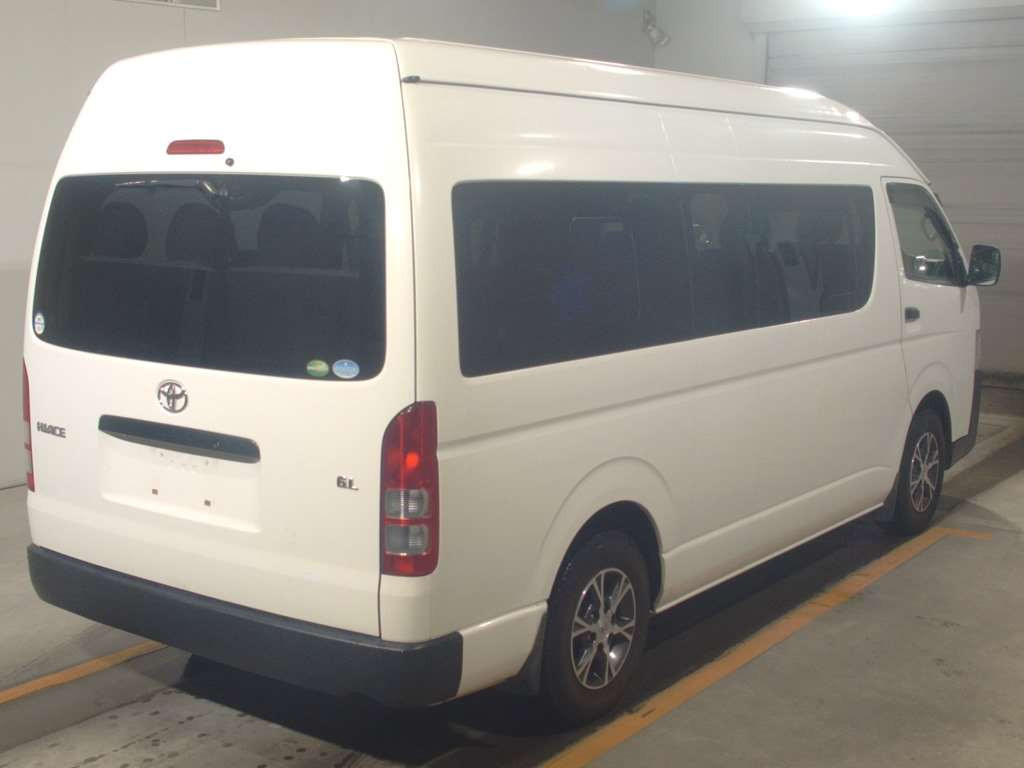 2019 Toyota Hiace Commuter GDH223B[1]