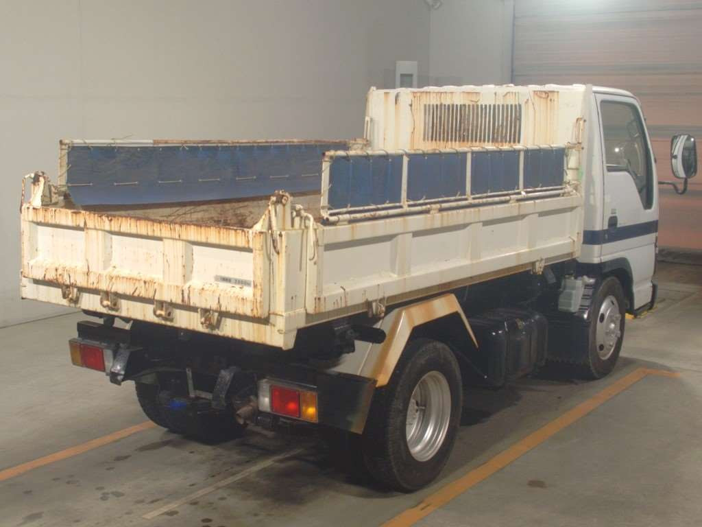 2005 Isuzu Elf Truck NKR81AD[1]