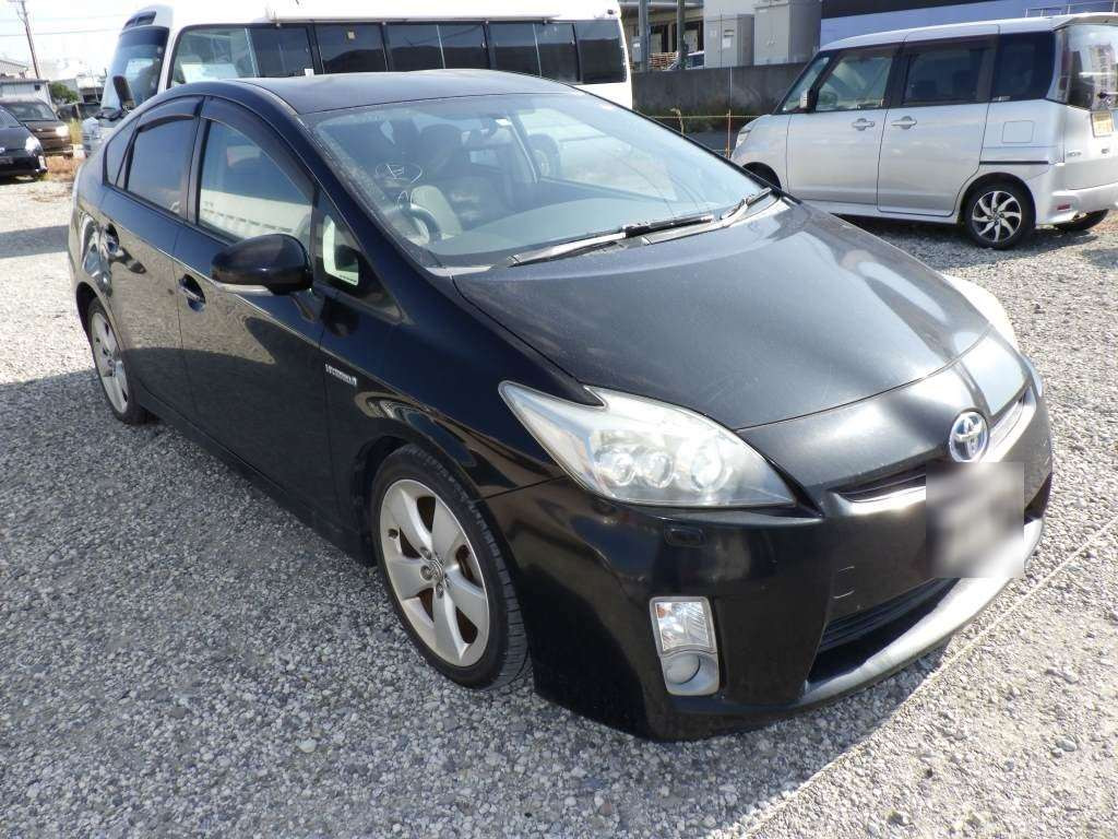 2010 Toyota Prius ZVW30[2]