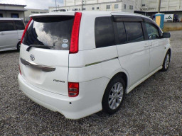 2008 Toyota Isis