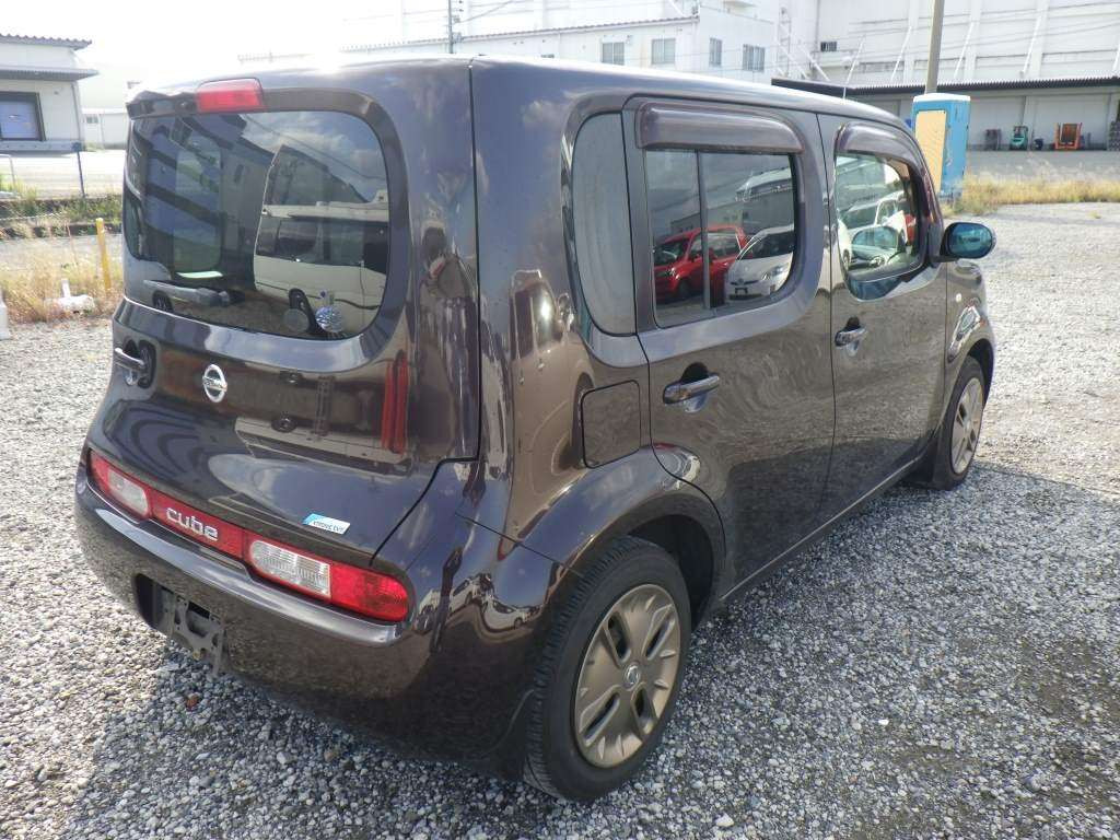 2012 Nissan Cube Z12[1]