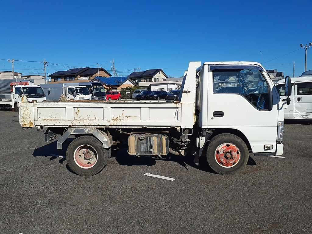 2015 Mazda Titan LKR85AD[2]