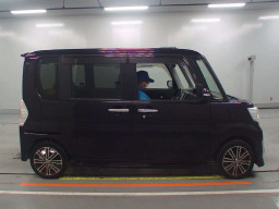 2014 Daihatsu Tanto