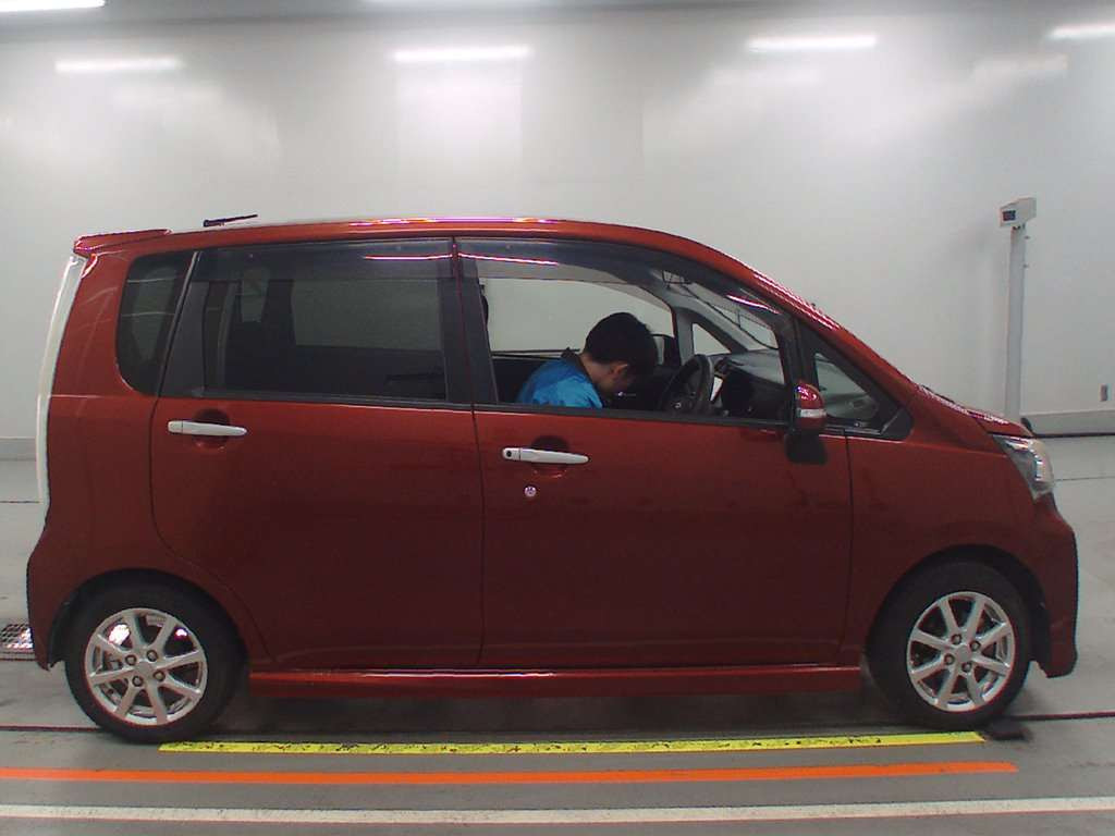 2014 Daihatsu Move LA100S[2]