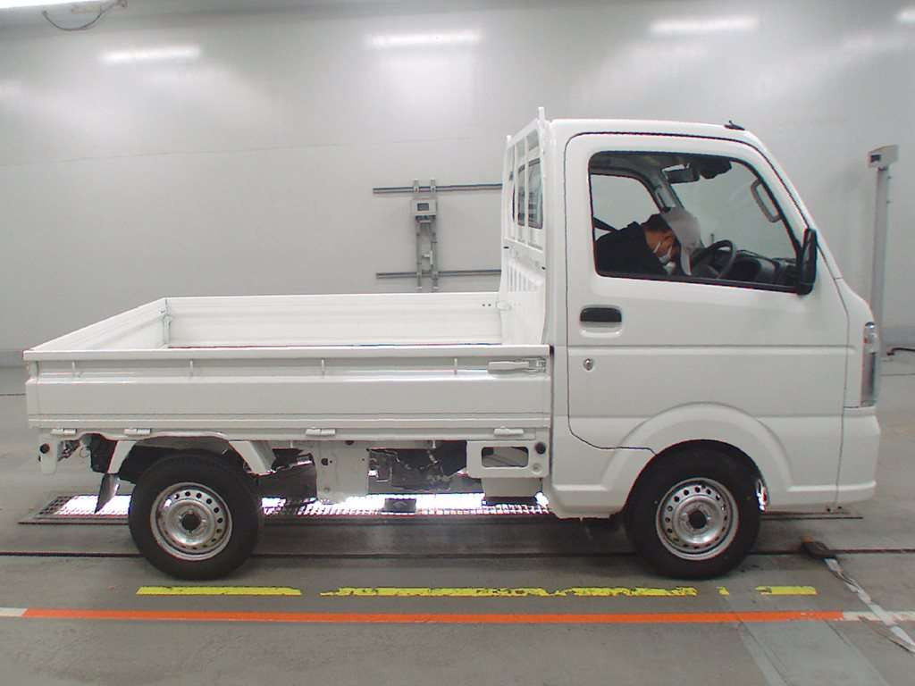 2023 Suzuki Carry Truck DA16T[2]