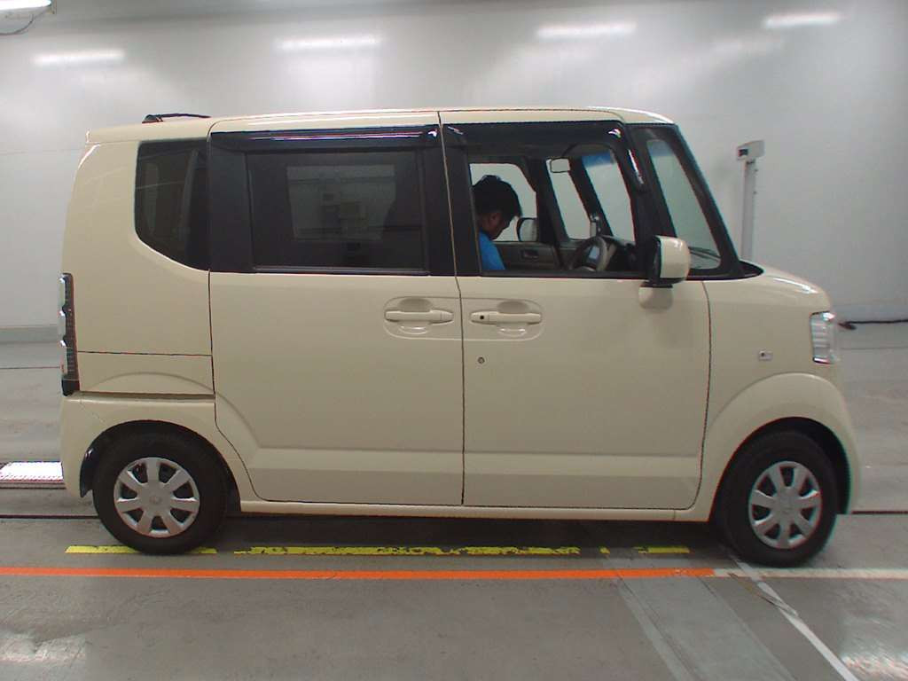 2012 Honda N-BOX JF1[2]