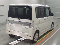 2014 Daihatsu Tanto