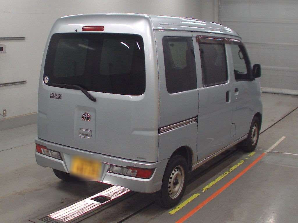 2018 Toyota Pixis Van S321M[1]