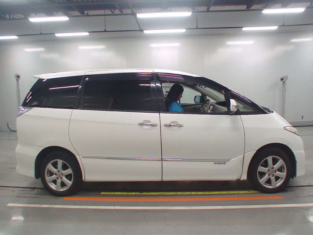 2009 Toyota Estima Hybrid AHR20W[2]