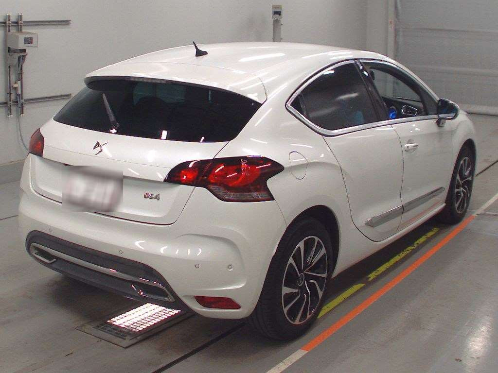 2016 Citroen DS4 B7C5G01[1]