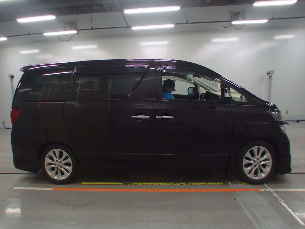 2009 Toyota Vellfire ANH20W[2]