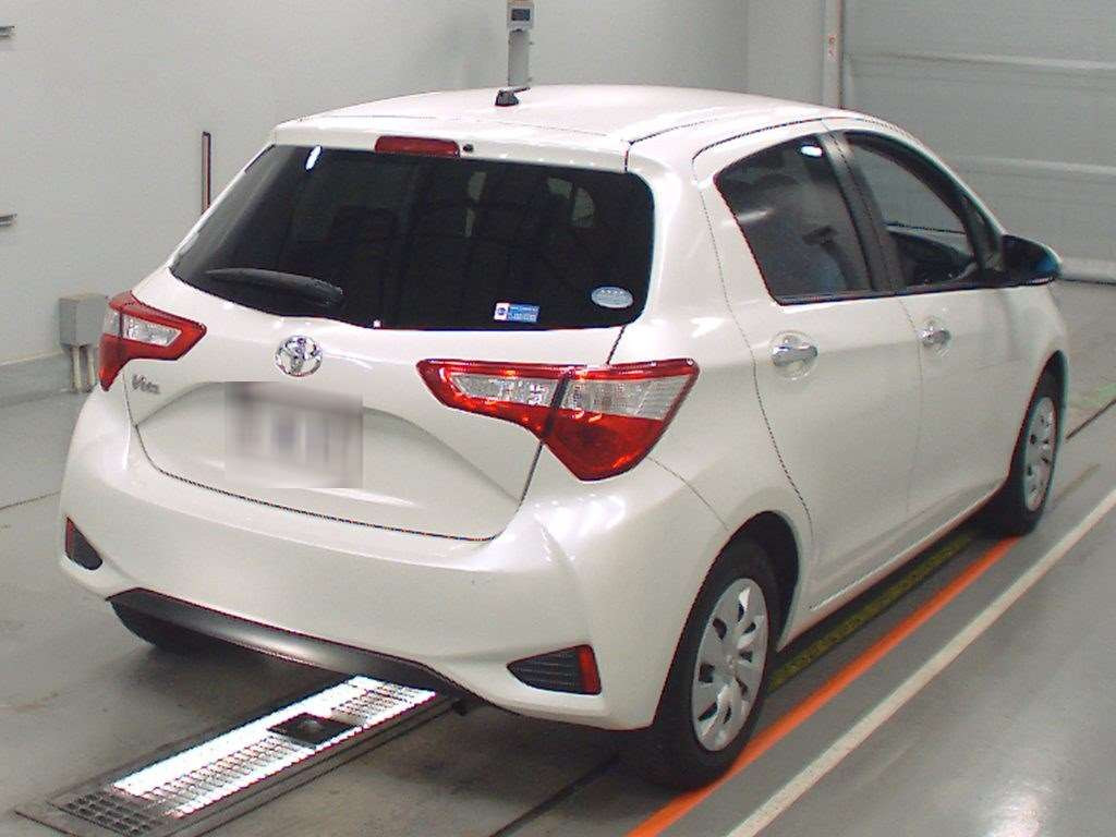 2019 Toyota Vitz KSP130[1]