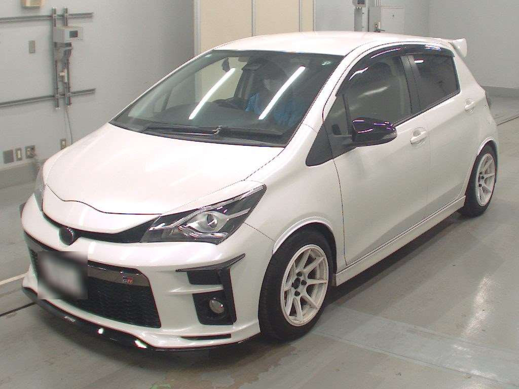 2018 Toyota Vitz NCP131[0]