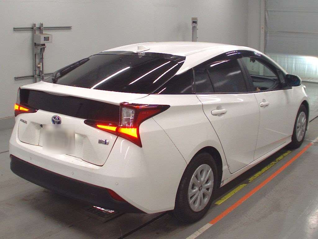 2021 Toyota Prius ZVW51[1]