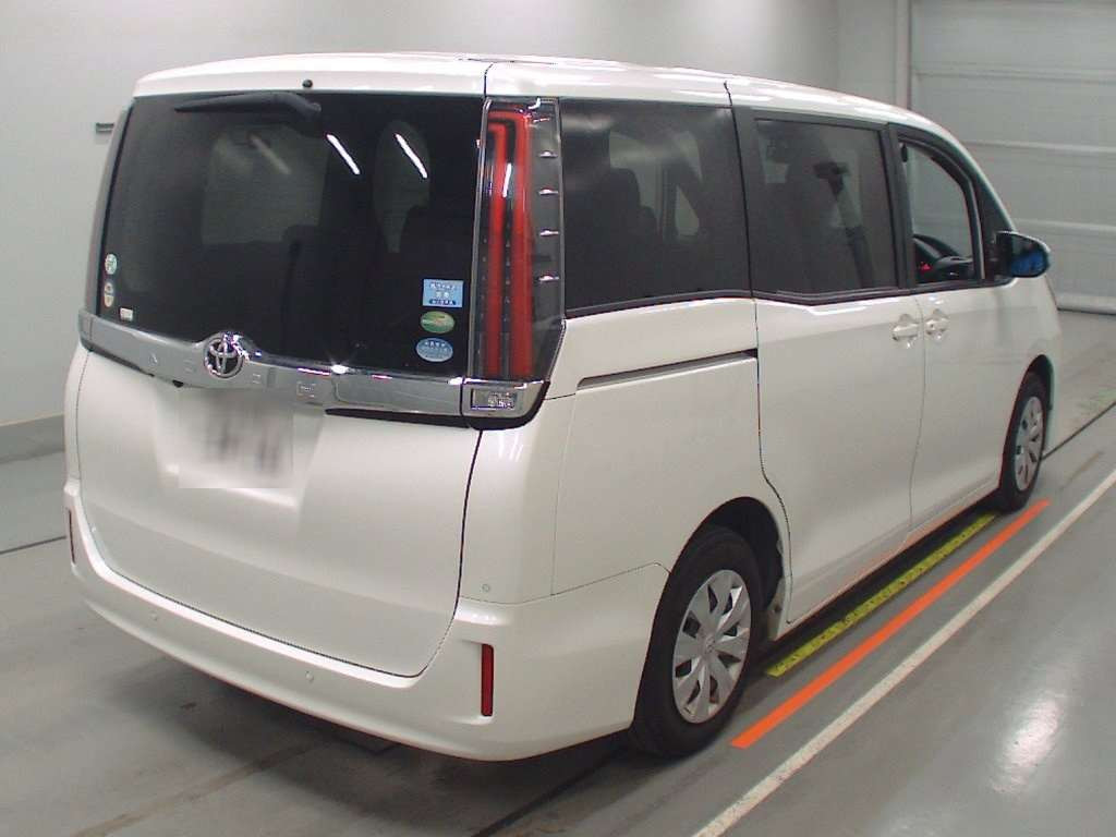 2019 Toyota Noah ZRR80G[1]