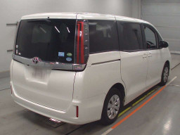 2019 Toyota Noah