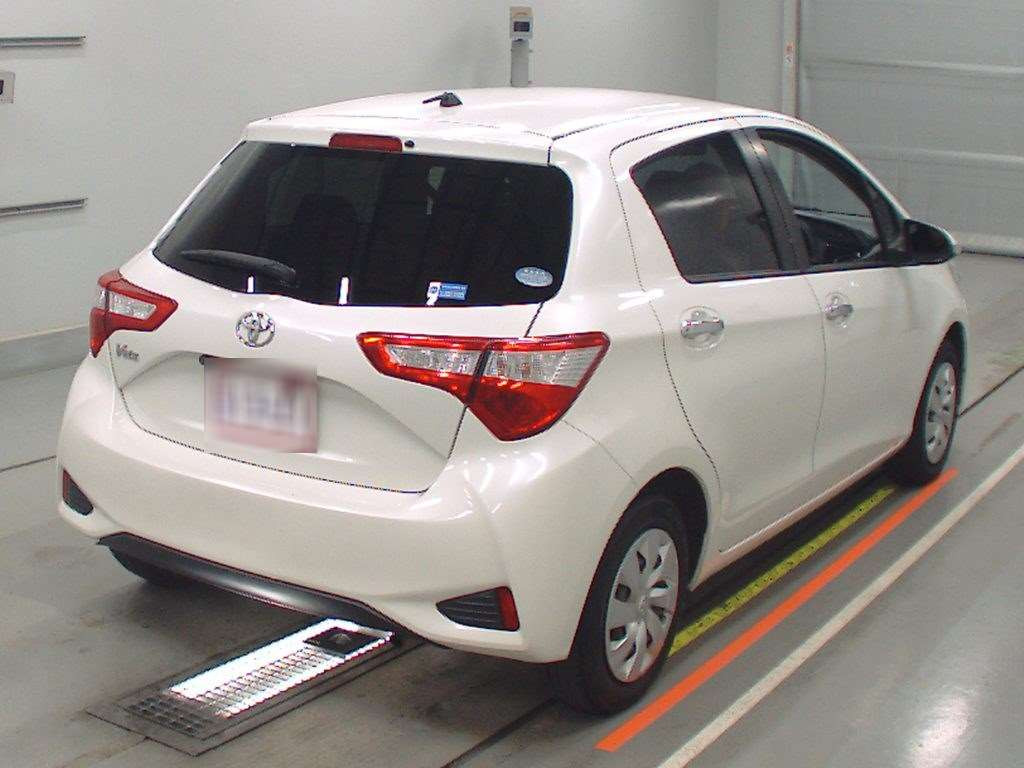 2019 Toyota Vitz KSP130[1]