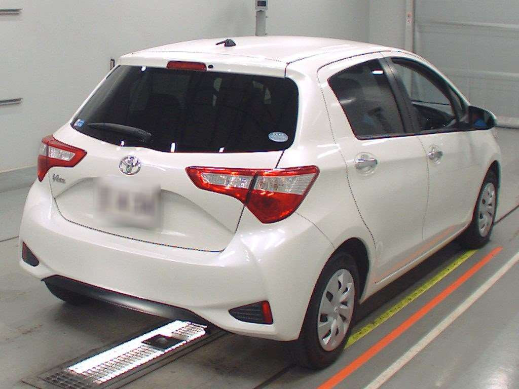 2019 Toyota Vitz KSP130[1]