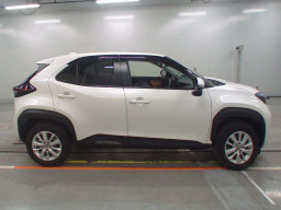 2021 Toyota YARIS CROSS