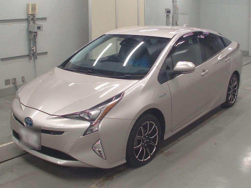 2016 Toyota Prius ZVW55[0]