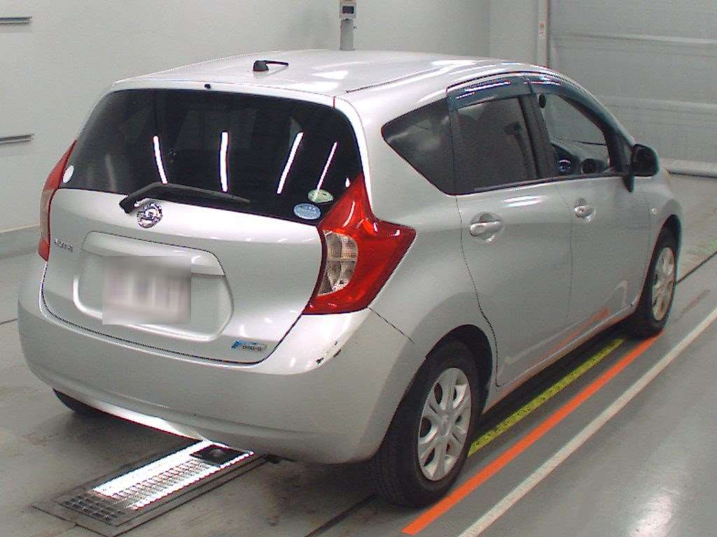 2012 Nissan Note E12[1]