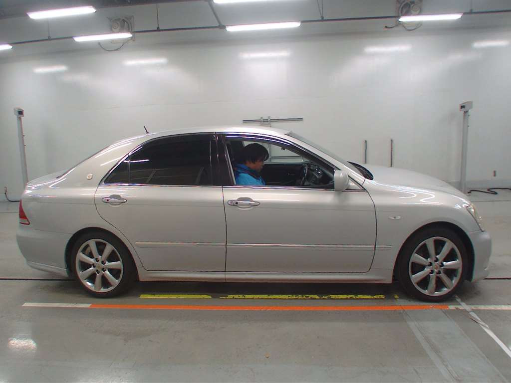 2007 Toyota Crown GRS184[2]