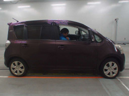 2010 Toyota Ractis